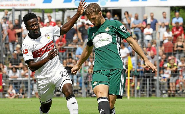 Stuttgart 1-2 Betis: Sergio León y Fabián firman el segundo triunfo veraniego
