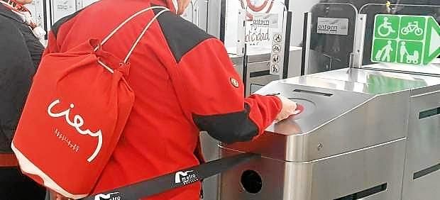 El Metro refuerza su servicio y amplía el horario para el Trofeo Antonio Puerta