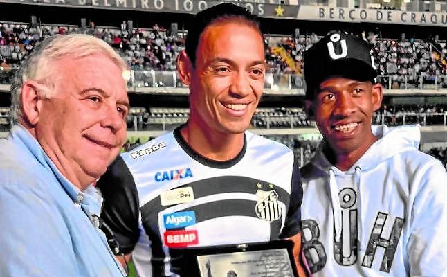 Ricardo Oliveira supera los 600 partidos oficiales