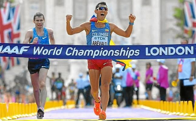El colombiano Arévalo sucede a Miguel Ángel López como campeón de 20 km marcha