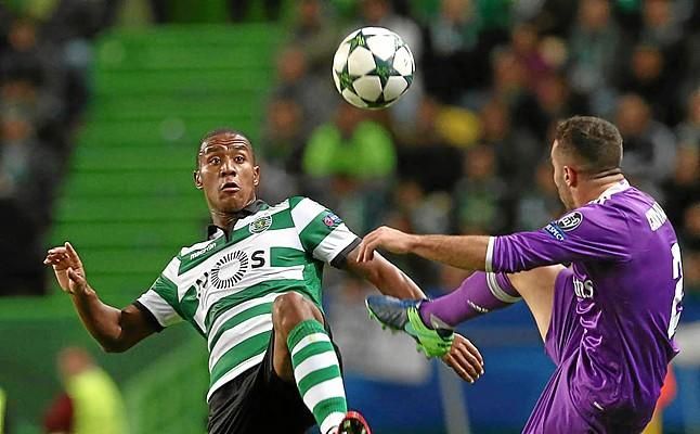 A Zeegelaar le sale un defensor