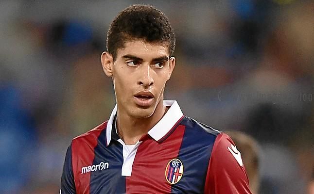 La intrincada historia de Adam Masina