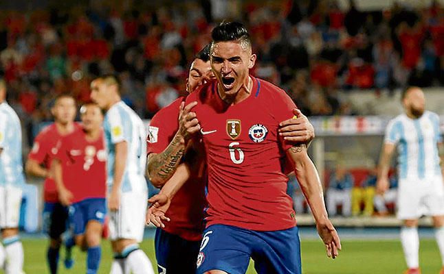 El Betis ya tiene dos fichajes invernales