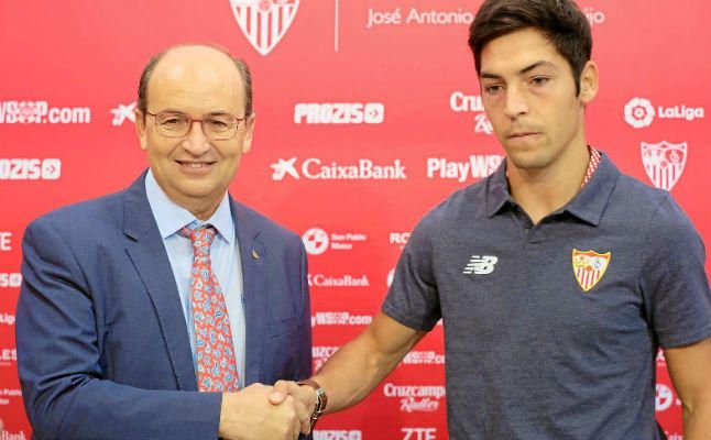 Borja Lasso: "Berizzo me ha dicho que me utilizará en todo el centro del campo"