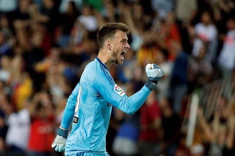 Neto: "El Real Madrid no necesita solamente de un jugador"