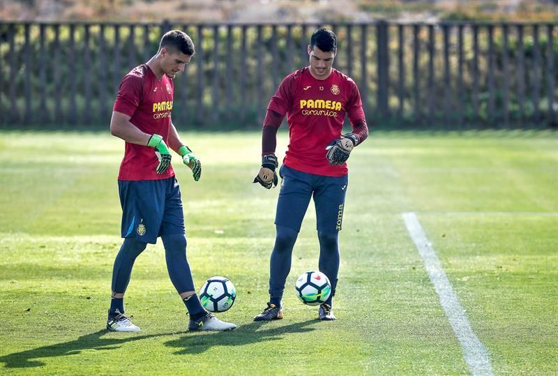 Andrés Fernández sufre rotura parcial de ligamento cruzado anterior de rodilla