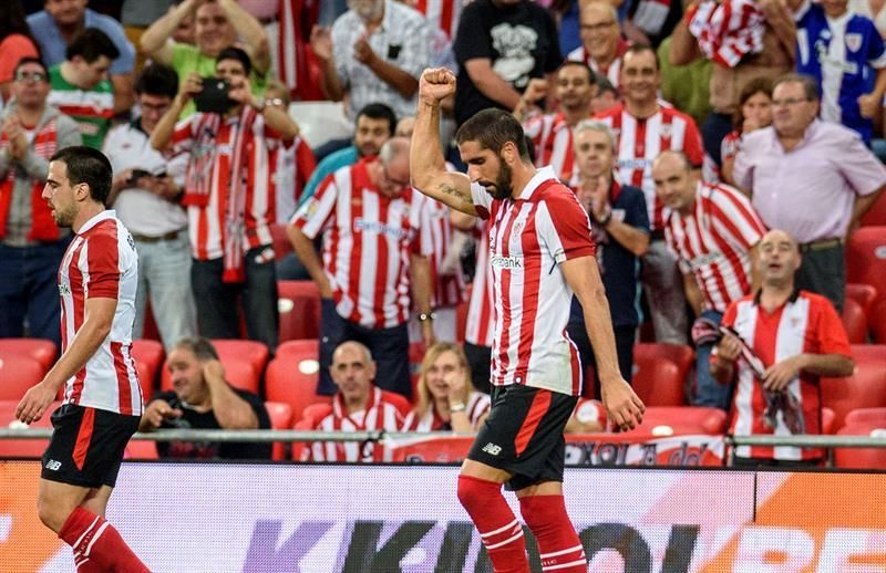 Raúl García entra en la convocatoria de 20 jugadores para Eibar