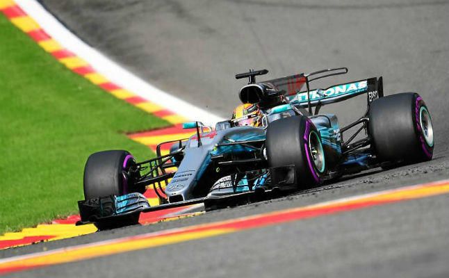 Hamilton gana en Spa-Francorchamps y reduce a 7 puntos la ventaja de Vettel
