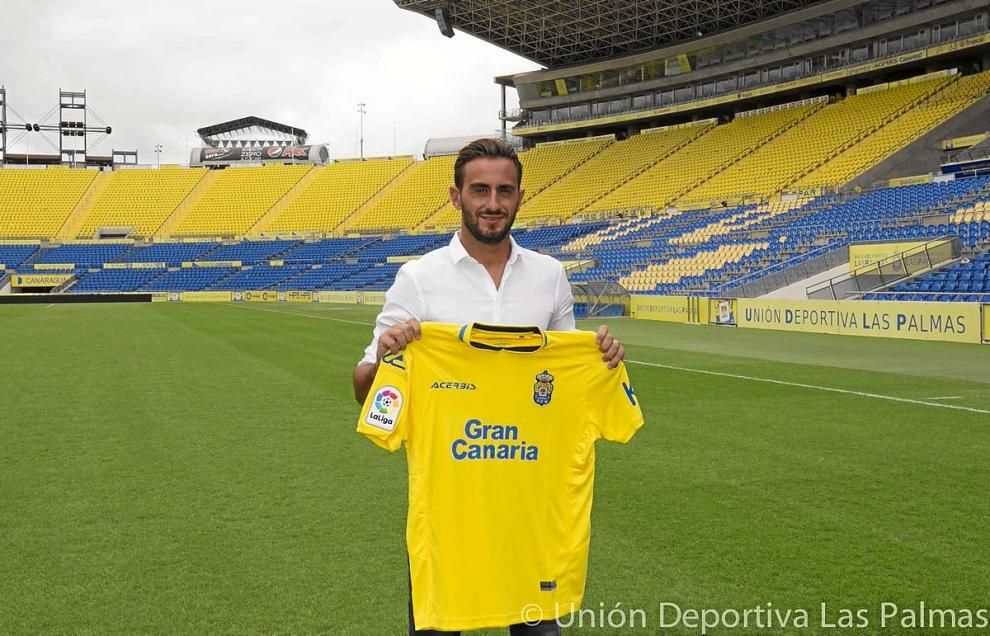 Alberto Aquilani cree que su "experiencia" puede ayudar a la UD Las Palmas