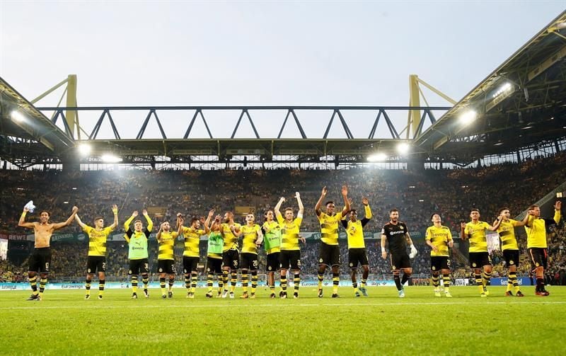 El Dortmund ficha al internacional ucraniano Yarmolenko en sustitución de Dembélé