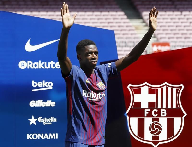 La presentación de Dembélé deriva en bronca hacia Bartomeu