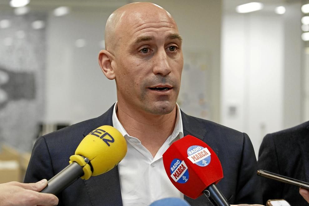 Luis Rubiales califica como "mala" la situación de la RFEF