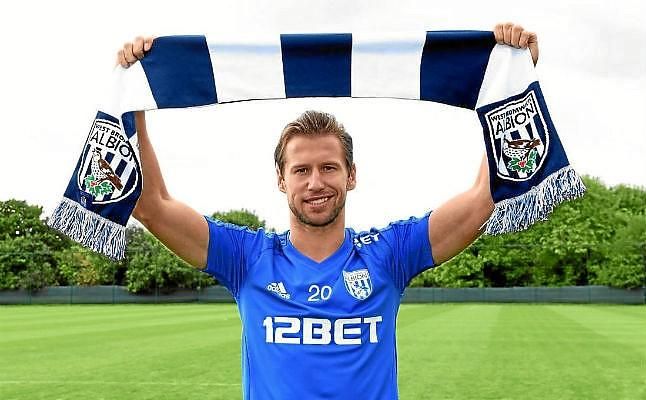 Krychowiak se marcha cedido al West Bromwich