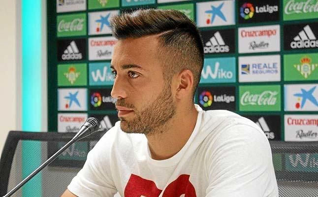 Camarasa alaba a Boudebouz: "Tiene toque, desborde, calidad y filtra pases"