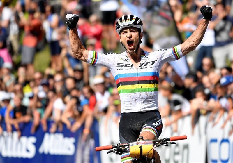 Valero vigésimo y Coloma vigésimo noveno en una prueba de elite que dominó Suiza