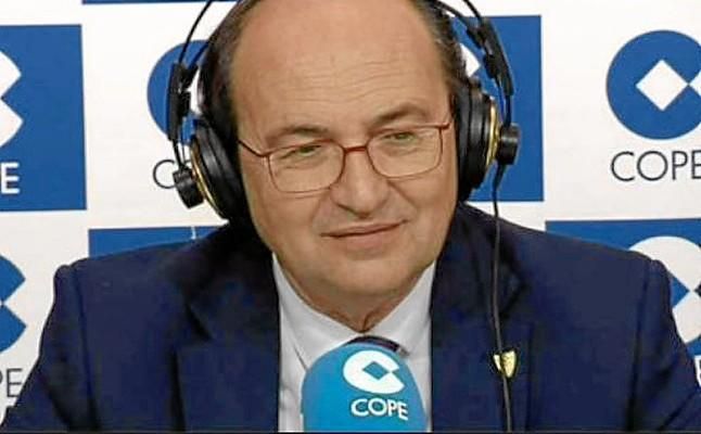 Castro sobre Muriel, Ganso, Berizzo, Vitolo, N'Zonzi, Rico y Carriço