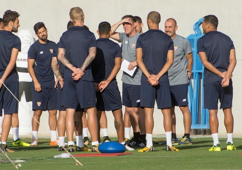 El Sevilla vuelve al trabajo con dos tocados