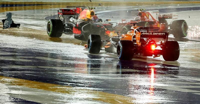 Alonso abandona el Gran Premio de Singapur por pérdida de potencia