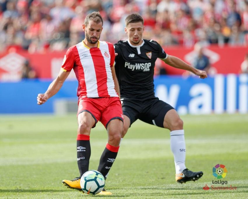 Lenglet: "La plantilla es muy larga para poder rotar"