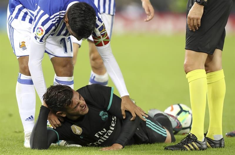 Theo, baja ante el Betis, sufre una subluxación de hombro