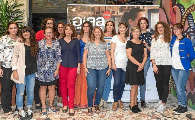 Nueve andaluzas, finalistas del programa de emprendimiento 'GIRA mujeres' de Coca-Cola
