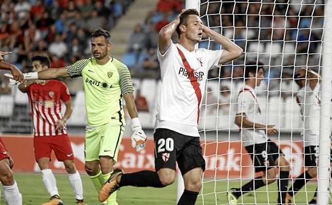 Almería 3-0 Sevilla Atlético: Más goles que fútbol