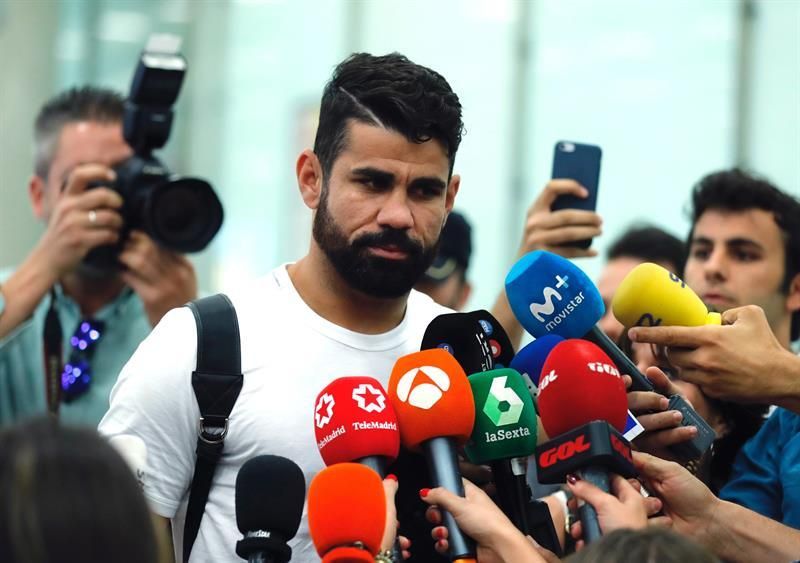 Diego Costa ya está en Madrid: "Ha tardado demasiado pero es un final feliz"