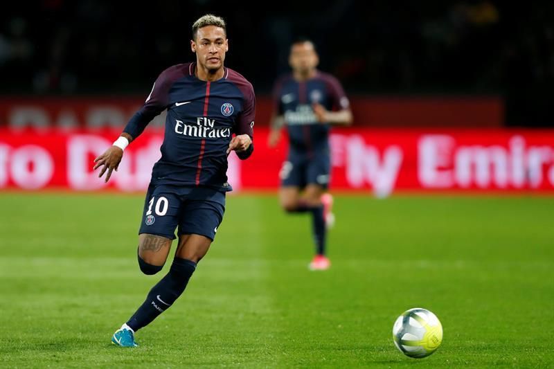 Neymar se queda fuera de lista ante el Montpellier por un golpe en el pie