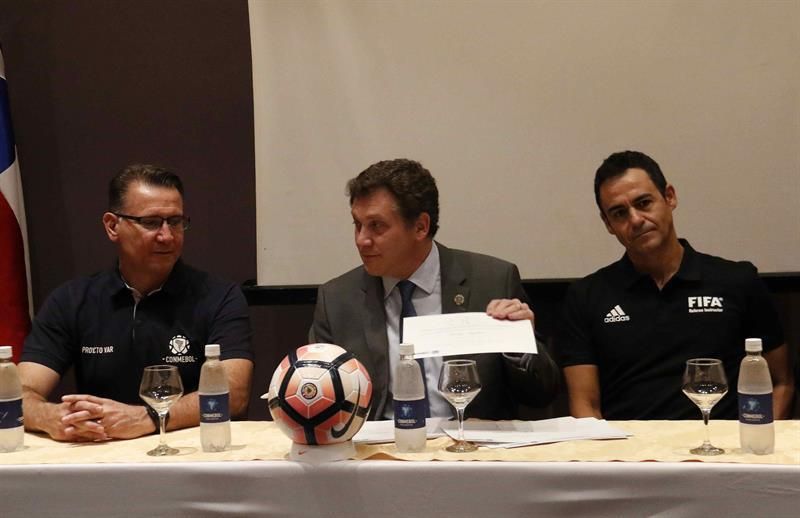 La Conmebol califica el VAR como una "herramienta para hacer justicia en el fútbol"
