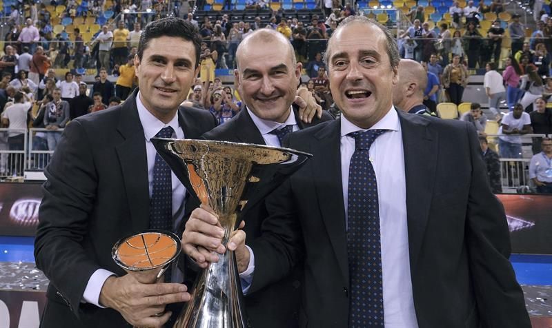 El Valencia celebrará el título de la Supercopa el 4 de octubre la Fonteta