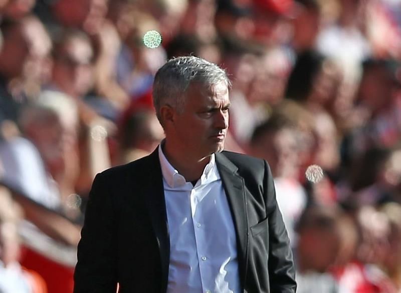 La FA no sanciona a Mourinho pese a su expulsión en Southampton