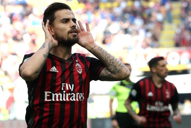 Suso dice que su renovación con el Milan le "llena de emoción"