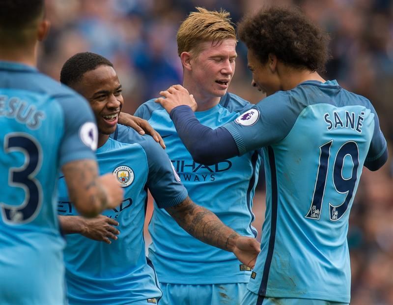 2-0. De Bruyne y Sterling allanan el camino del City hacia octavos de final