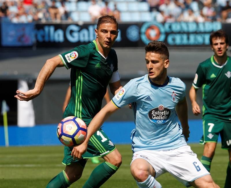 Radoja mejora de su lesión de rodilla pero no reaparecerá ante el Girona