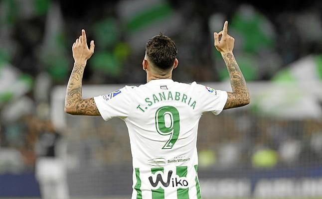 Paraguay premia el gran momento de Tonny Sanabria