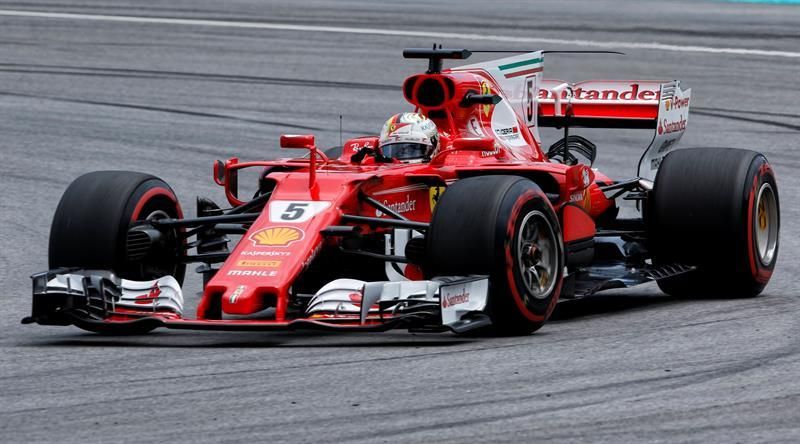 Vettel: "Tenemos un coche rápido, debería ser fácil remontar posiciones"
