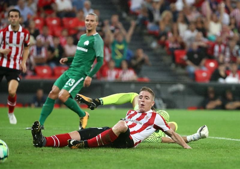 Iker Muniain será operado de la rodilla derecha el día 11