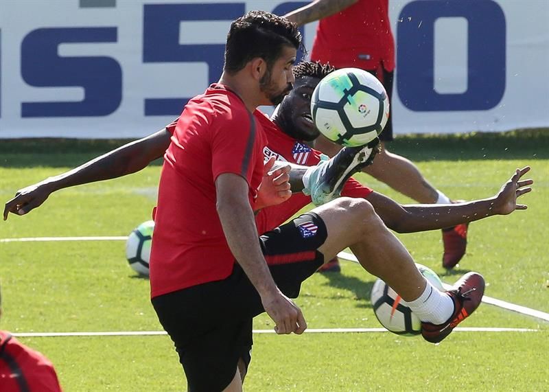 Entrenamiento físico para el Atlético, Diego Costa sigue su pretemporada