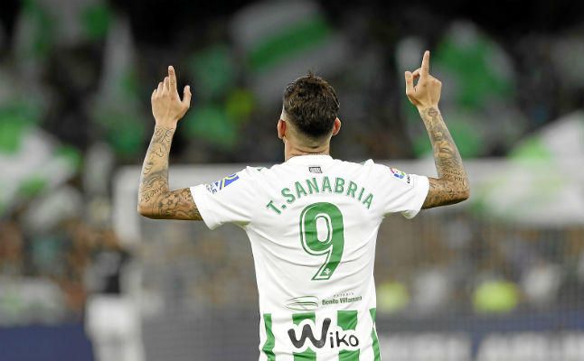 Monchi se plantea recomprar a Sanabria