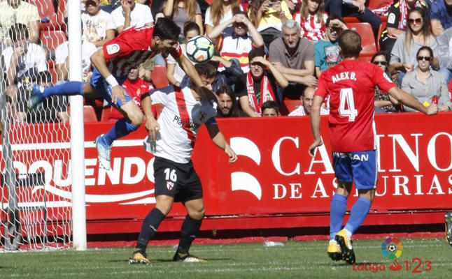 Sporting-Sevilla Atlético (3-0): La situación empieza a ser insostenible