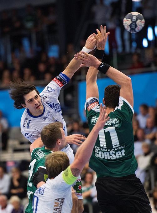 33-25. El Ademar sufre una severa derrota