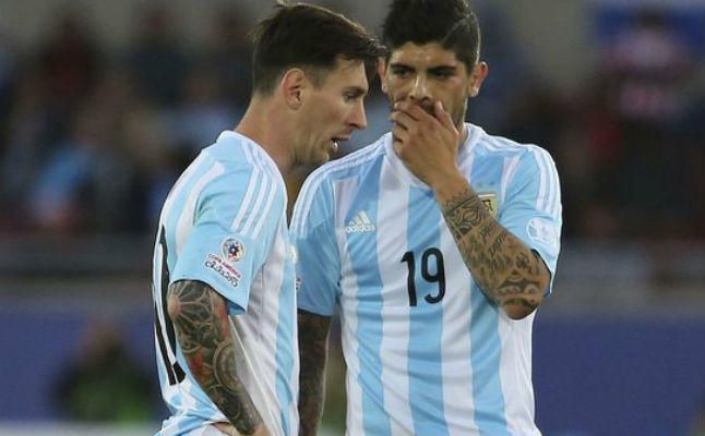 La repesca de Argentina dejaría el Barça-Sevilla sin Banega y Messi