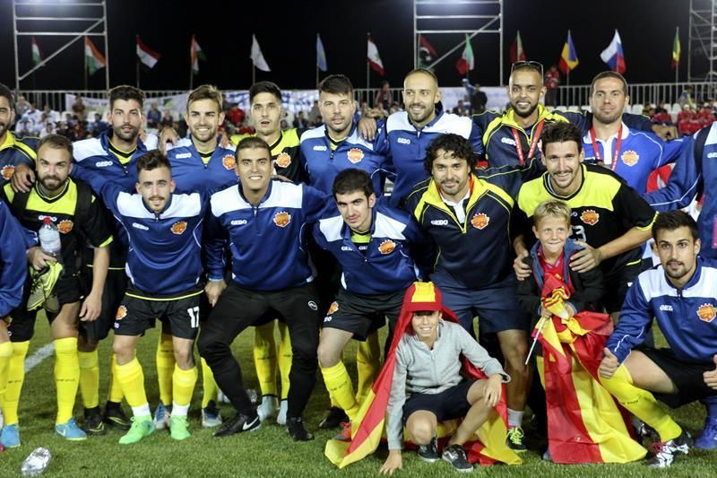 España gana a EEUU en el inicio del mundial de minifutbol, México bate a Irak