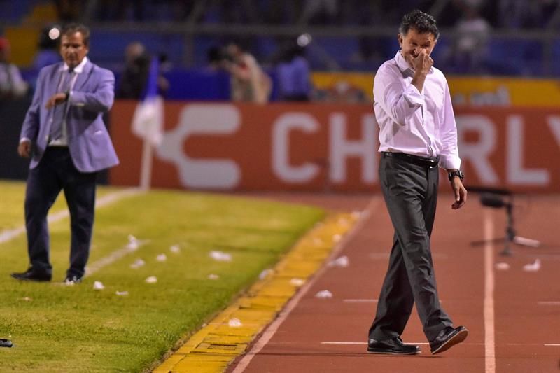 Osorio falla en el último paso y México no logra cerrar invicto la eliminatoria