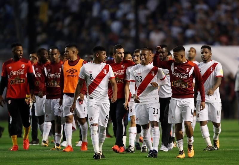 Perú espera viajar "lo antes posible" para el partido con Nueva Zelanda