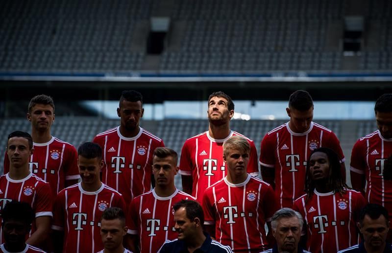 El Bayern confirma lesión leve en el hombro derecho de Javi Martínez