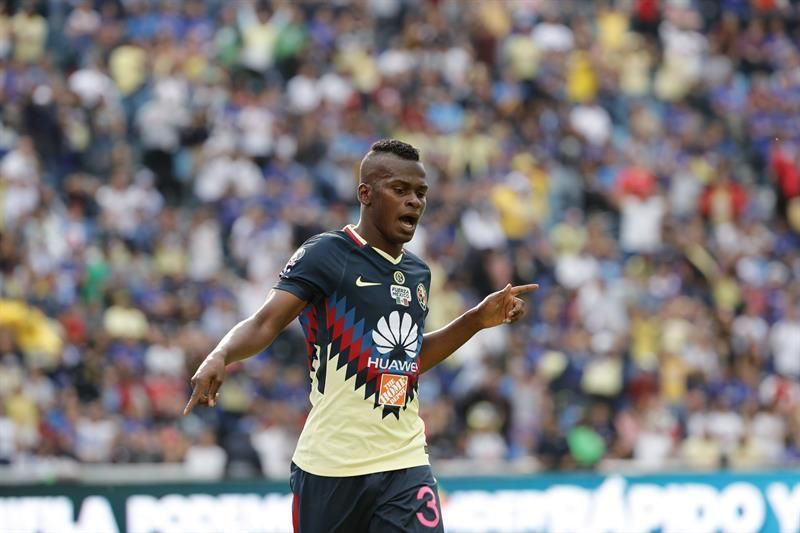 Con goles colombianos y mexicanos, América resuelve el clásico ante Cruz Azul