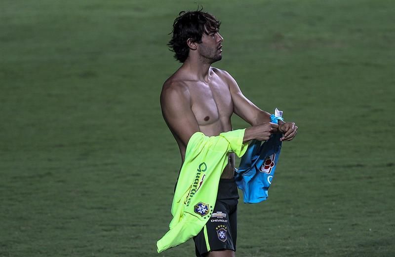 El Sao Paulo abre sus puertas para el posible retorno del veterano Kaká