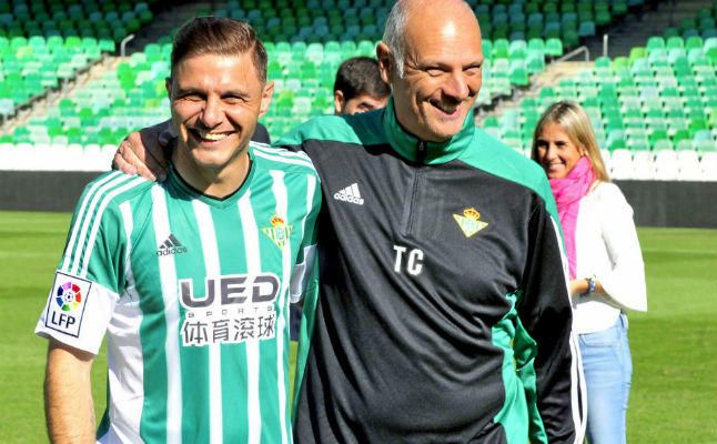 El Betis cambiará sus servicios médicos y Calero buscará su sustituto