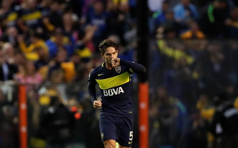 Sin Gago, Barrios, Goltz y Fabra, el líder Boca Juniors se torna mutante